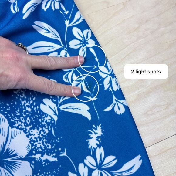 Vintage 1960s Blue and White Hawaiian Floral Tiki Caftan Hostess Dress - Picture 5 of 8